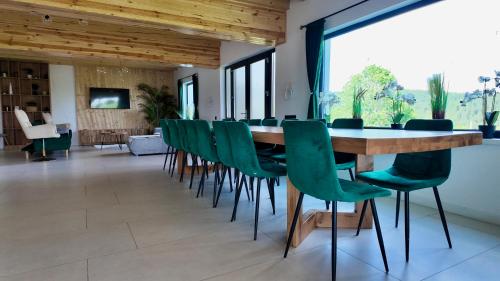 Cabana Brad Apuseni in Valea Manastirii