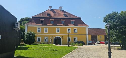 Udvendig, Studios an der Alten Post in Maxhütte-Haidhof