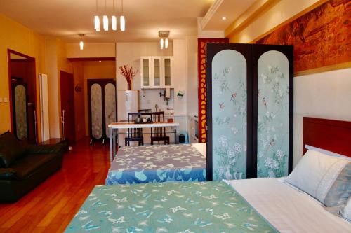 Beijing CBD Area Family Apartment - image 5