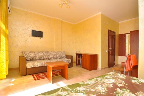 Guest House Korona - image 2