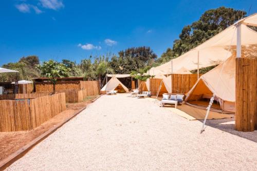 ברוח הים in Nahariya