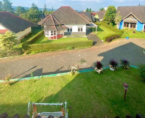 Entrance, Hotel O Bougenville Resort in Puncak