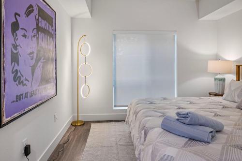 6 Modern 2 bdr apartment Santa Monica pier - image 7