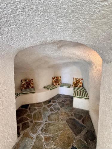 Garden View Traditional House in ตริพิตี