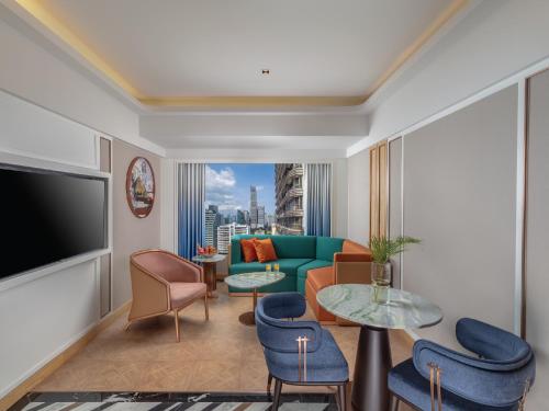 room detail thumbnail 1