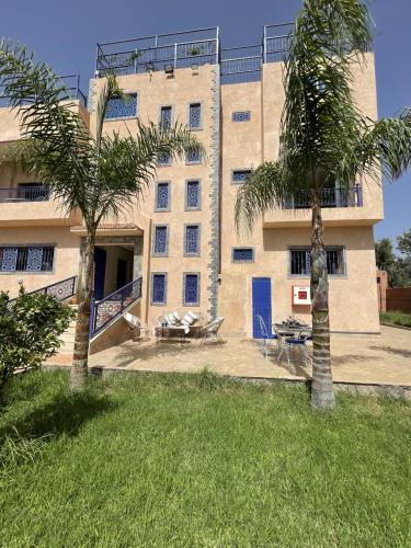 Accommodation in Sbiti