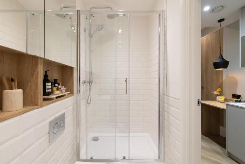 Smart Stays Suites in Sloane Square - image 11