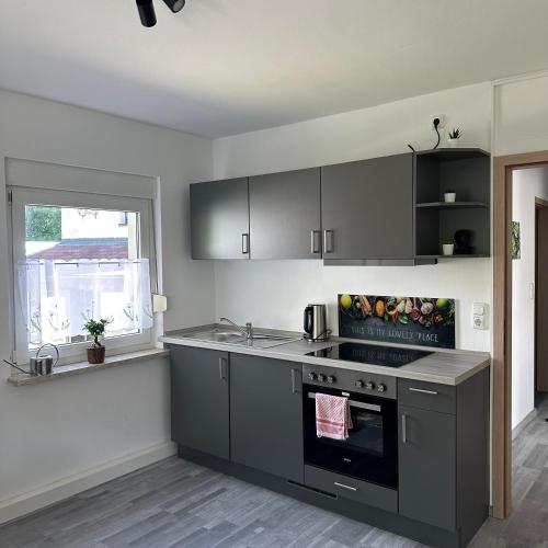 ห้องครัว, Ferienwohnung Tasias in บัด ชเตเบิน