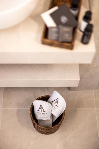 Aramis Rooms - image 8