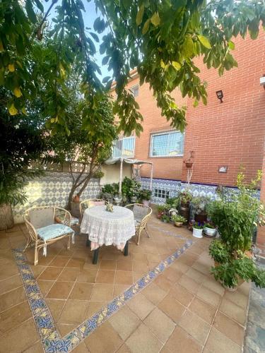 Habitación,Piscina y Jardín (Habitacion,Piscina y Jardin) in 阿蘇克卡德埃納雷斯