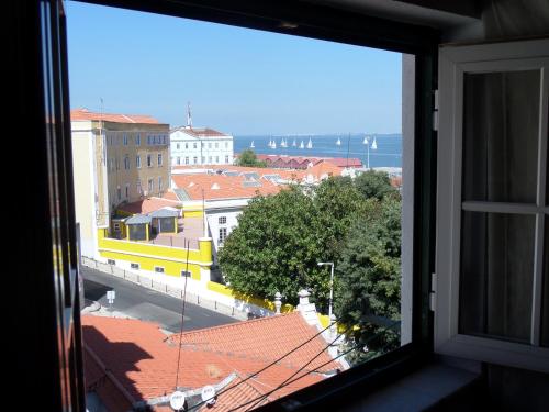  Alfama with a view, Unterkunft in Lissabon