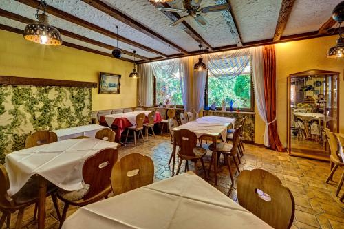 Restoran, Hotel - Garni - Wolfshof in Traben -Trarbach
