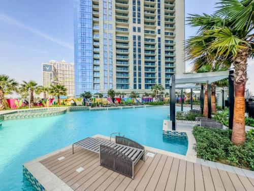 Steps from Dubai Water Canal 2BR, Near Safa Park & SZR, Easy Downtown Access, Aykon City 2 Tower C, Business Bay by Deluxe Holiday Homes, Dubaj (zdjęcie 4)