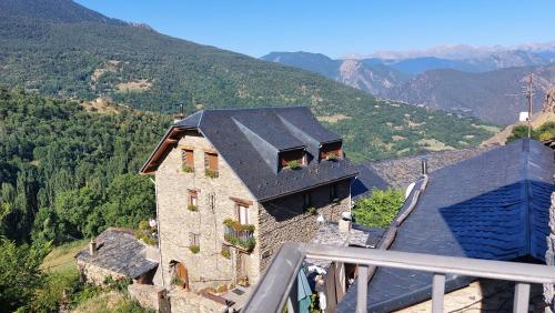 Apartament Rural Burg in Farrera