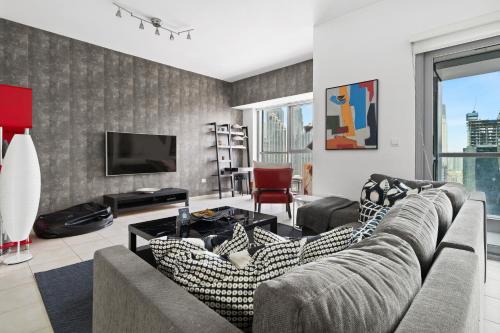 3BR plus Maid Executive Tower L, City View, Dubai