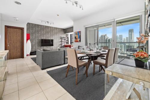 3BR plus Maid Executive Tower L, City View, Dubaj (fotografie 7)