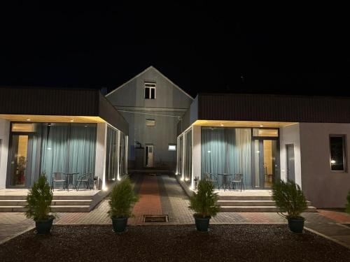 Twin Seaside Villa, Kobuleti