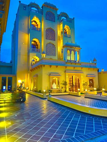 Hotel Anand Bagh -Eraya Hotels