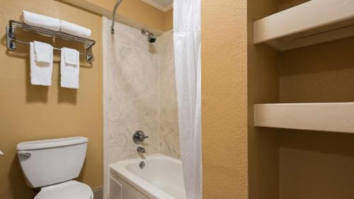 Best Western Covington - image 6