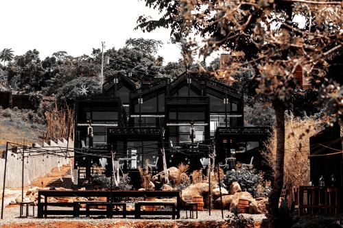 Rest-T-House