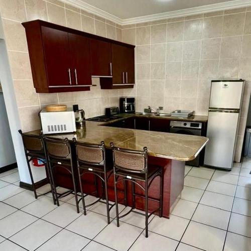 Kitchen, Topanga 11, Seaside Bliss! in Uvongo Beach