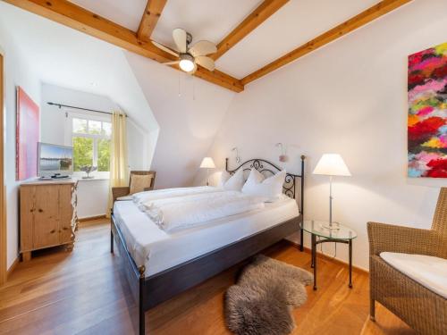 Ferienhaus-Ruegenbrise-mit-Seeblick-und-5-Baedern