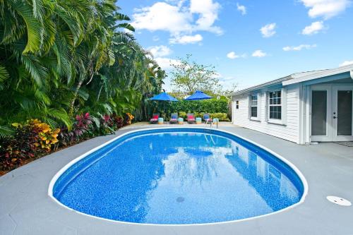 Heated Pool 4bd3ba Mins To Pga Golf & The Beach! in Palm Beach Gardens, USA