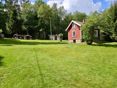 Mysigt boende i Björneröd Strömstad, Mitt i naturen! (Mysigt boende i Bjornerod Stromstad, Mitt i naturen!) in Lommeland