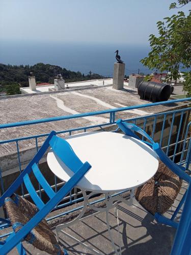 شرفة/ تراس, Soultana's House in Limnionas