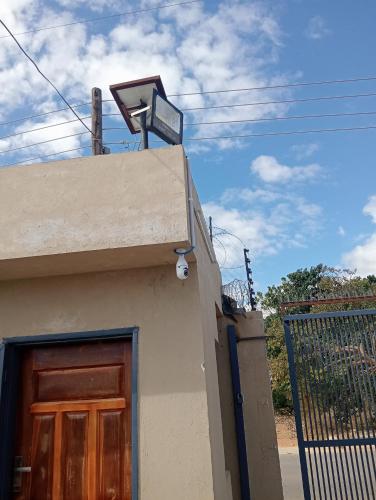 4 Bedrooms Solar Powered House in Chelston