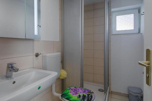 Vannas istaba, Monteurwohnung Memleben Lützower 10 (Monteurwohnung Memleben Lutzower 10) in Kaiserpfalz