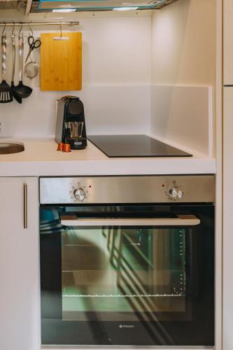 Violetta Apartment - Hellenic Apartments Avlona in Plaka Dilesi