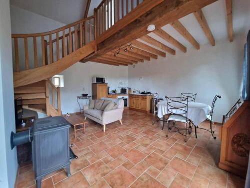 Escapade nature, 2 maisons de charme pour 6 in Moulins-la-Marche