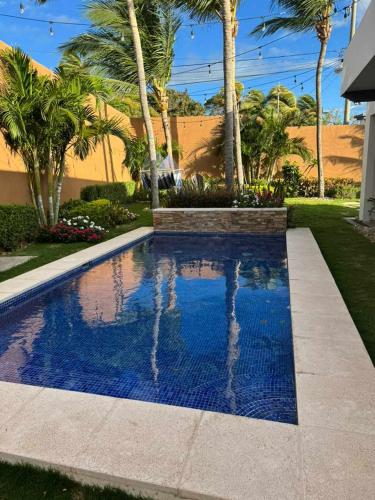 Lakefront Paradise Retreat, Private Pool Vacation Home in Rivas, between Ometepe, Tola and San Juan  in San Jorge