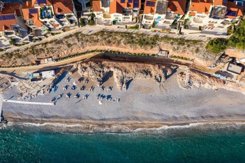 Waterfront One Bedroom Apartment - Lustica Bay - image 2