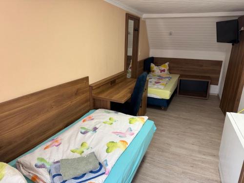Monteurwohnung Memleben Lützower 12 (Monteurwohnung Memleben Lutzower 12) in Kaiserpfalz