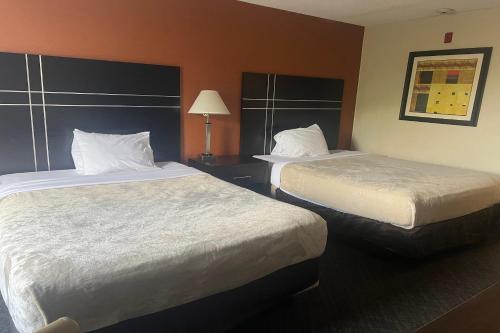 เตียงนอน, Hotel Inn Columbus in เวิร์ธิงตัน