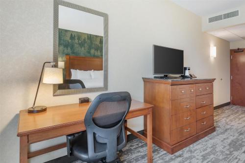 Drury Inn and Suites Denver Central Park - image 6