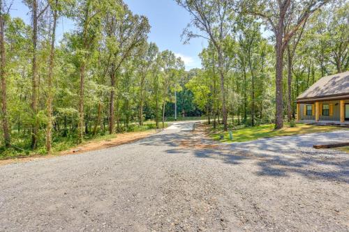 Close to Sports Complex Modern Millbrook Duplex! in Fays