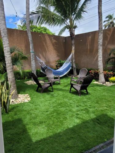Lakefront Paradise Retreat, Private Pool Vacation Home in Rivas, between Ometepe, Tola and San Juan  in San Jorge