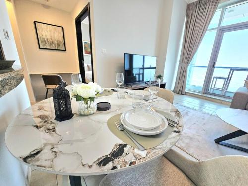Amazing 1BR High-floor View near Marina Walk, Dubaj (zdjęcie 5)