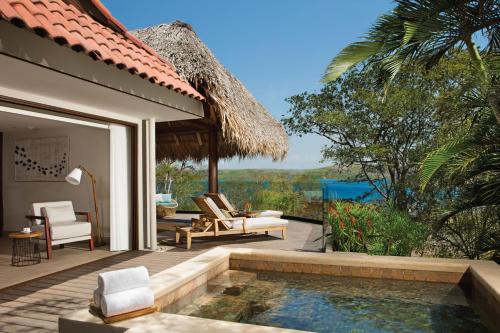 Piscine, Secrets Papagayo Costa Rica - All Inclusive - Adults only in Panama