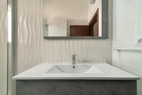 The Green Sea Small House - image 3