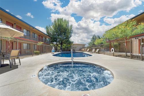 View, Best Western Cottonwood Inn in Cottonwood (AZ)