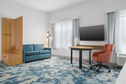 Hampton Inn & Suites by Hilton Alpena - main image