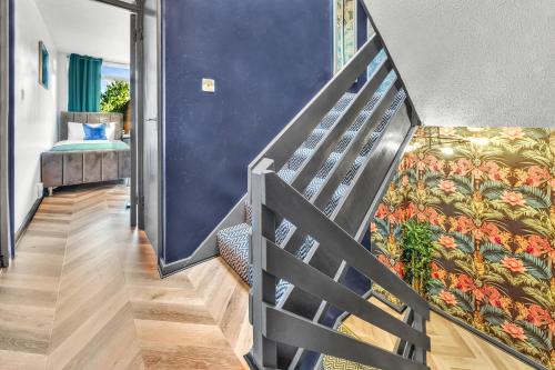 Large 4 Bedroom House - Sleeps 10 - Birmingham City Centre - Perfect for Work, Families, Groups, Business Travellers & Contractors - FREE PARKING - By 02 Academy, Bullring, Newstreet, Selfridges - SMART TVs in all rooms, Birmingham (photo 7)