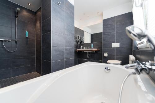 Bathroom, Hotel Villa Belvedere in Ostseebad Binz