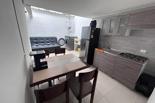 Kitchen, Casa Amplia y Comoda - Estrato 5 in La Estacion