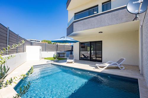 Pintu masuk, Villa Lina in Liznjan