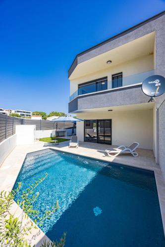 Tampilan eksterior, Villa Lina in Liznjan